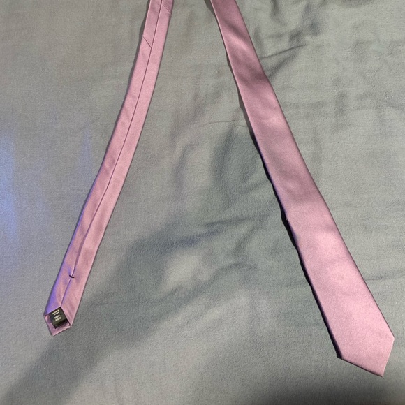 Boys Calvin Klein Tie - Picture 1 of 1